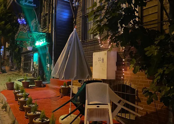 Bed & Breakfast Nuray 2*