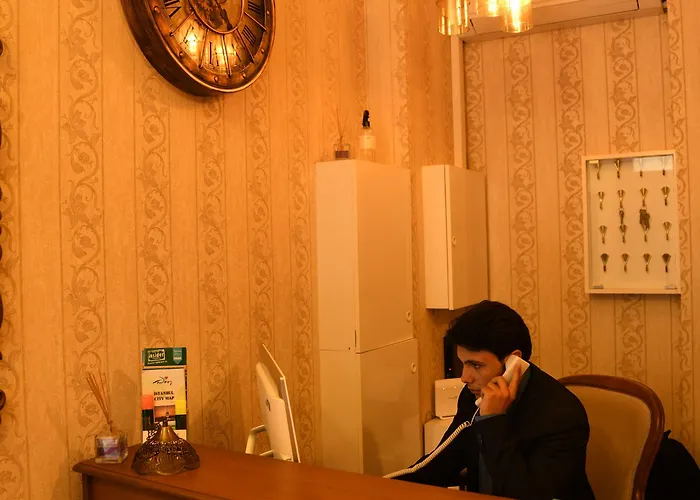 Nuray Bed & Breakfast 2*